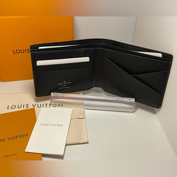 Louis Vuitton Damier bifold wallet NEW! - Picture 2 of 9